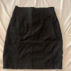 Black stretchy pencil skirt